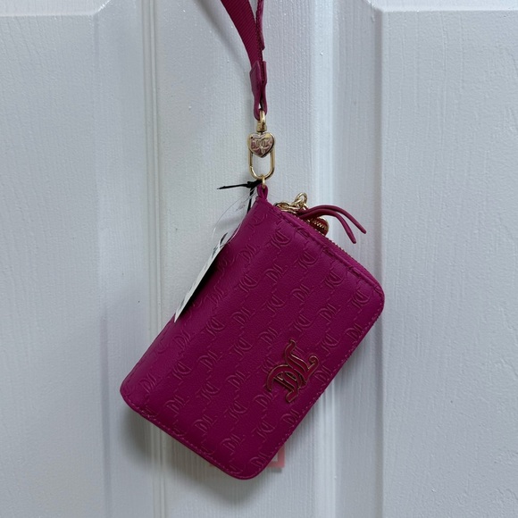 NWT Juicy Couture “Team Juicy Forever” Medium Zip Around in Raspberry Tart - Picture 1 of 6